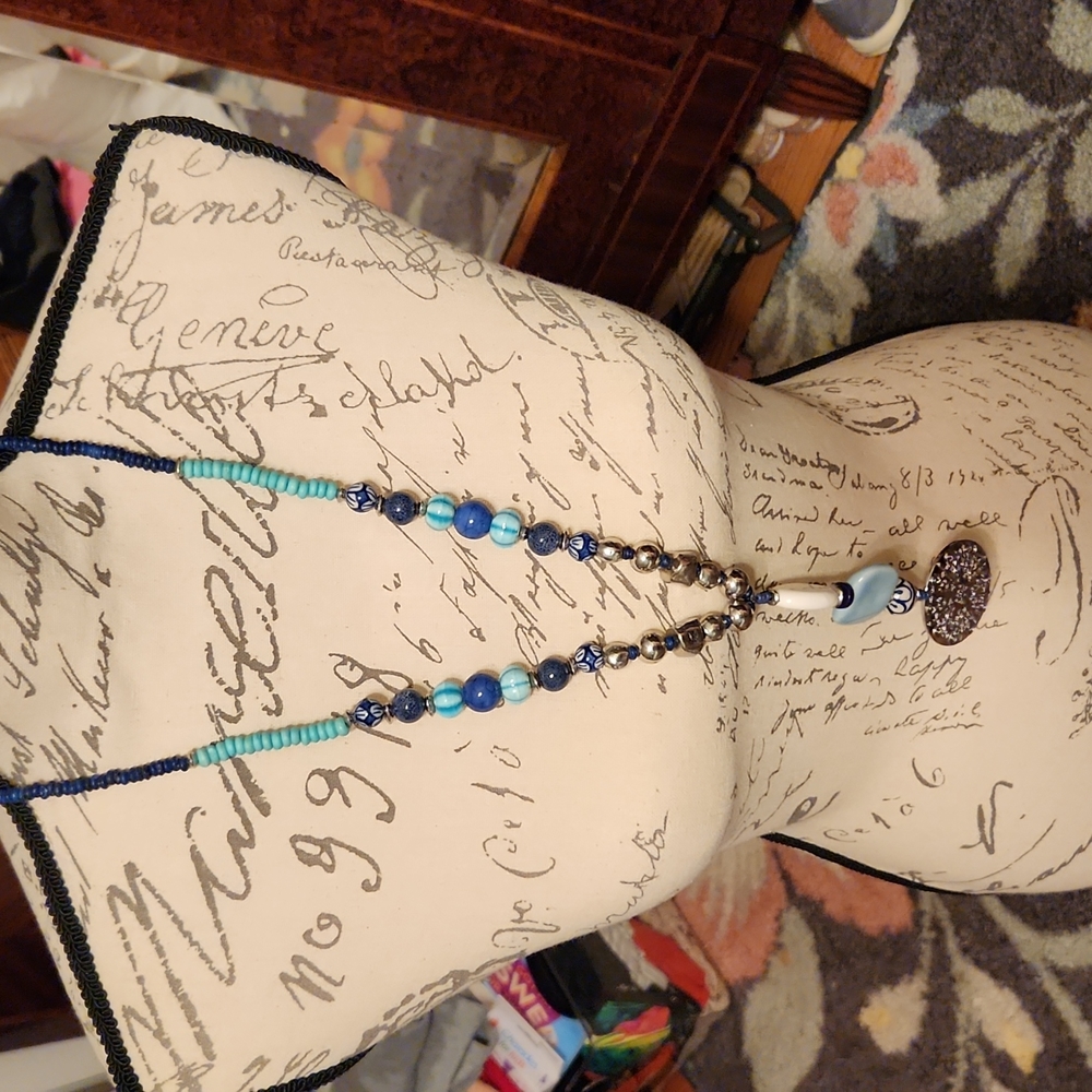 CHICO'S NECKLACE